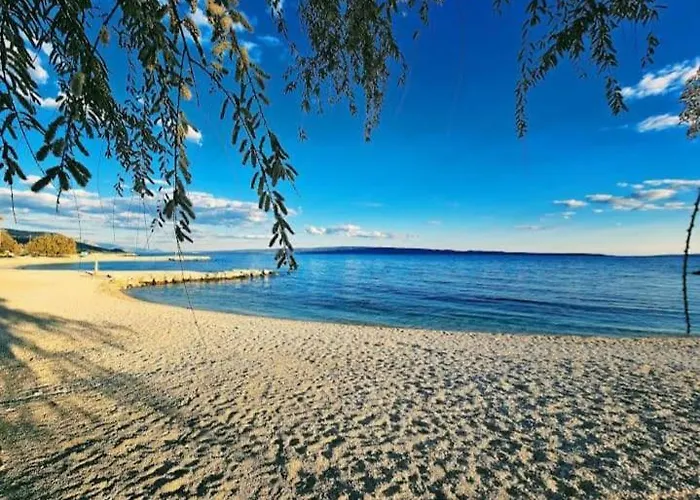 Luris Apartment Split